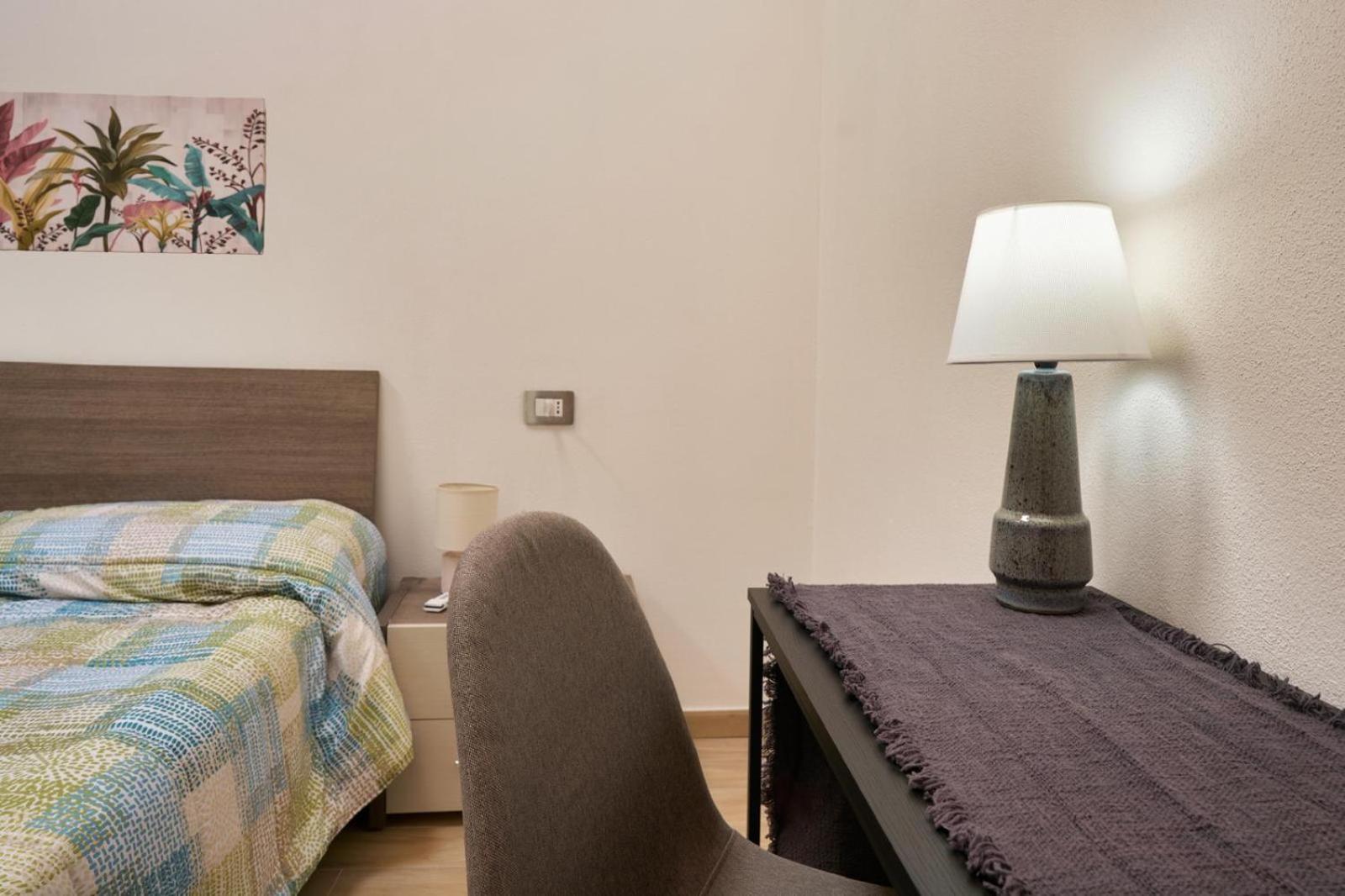 Casa Antonella Al Centro Di Cabras Leilighet Eksteriør bilde